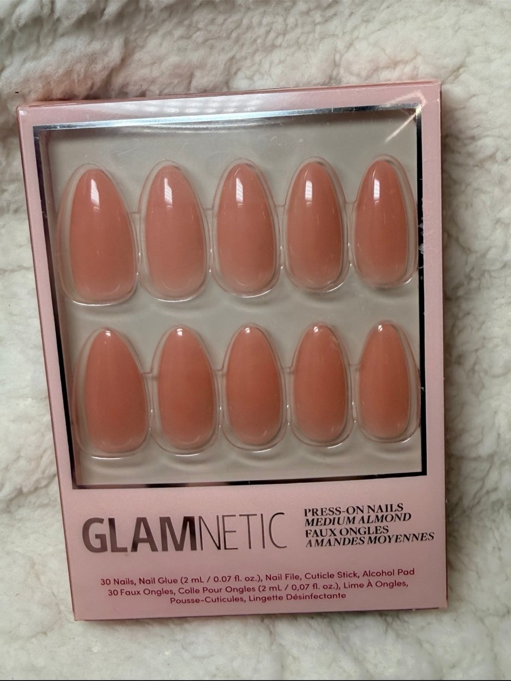 GLAMnetic Press-On Nails in Medium Almond Pink